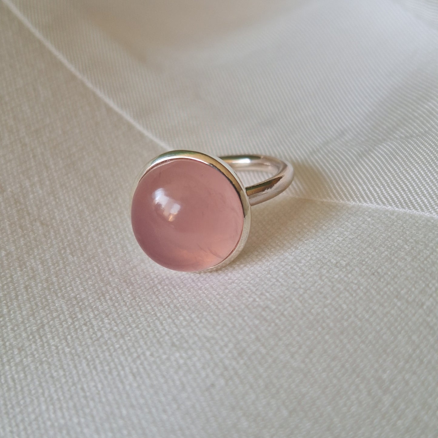 ANILLO "BON BON" CUARZO ROSA