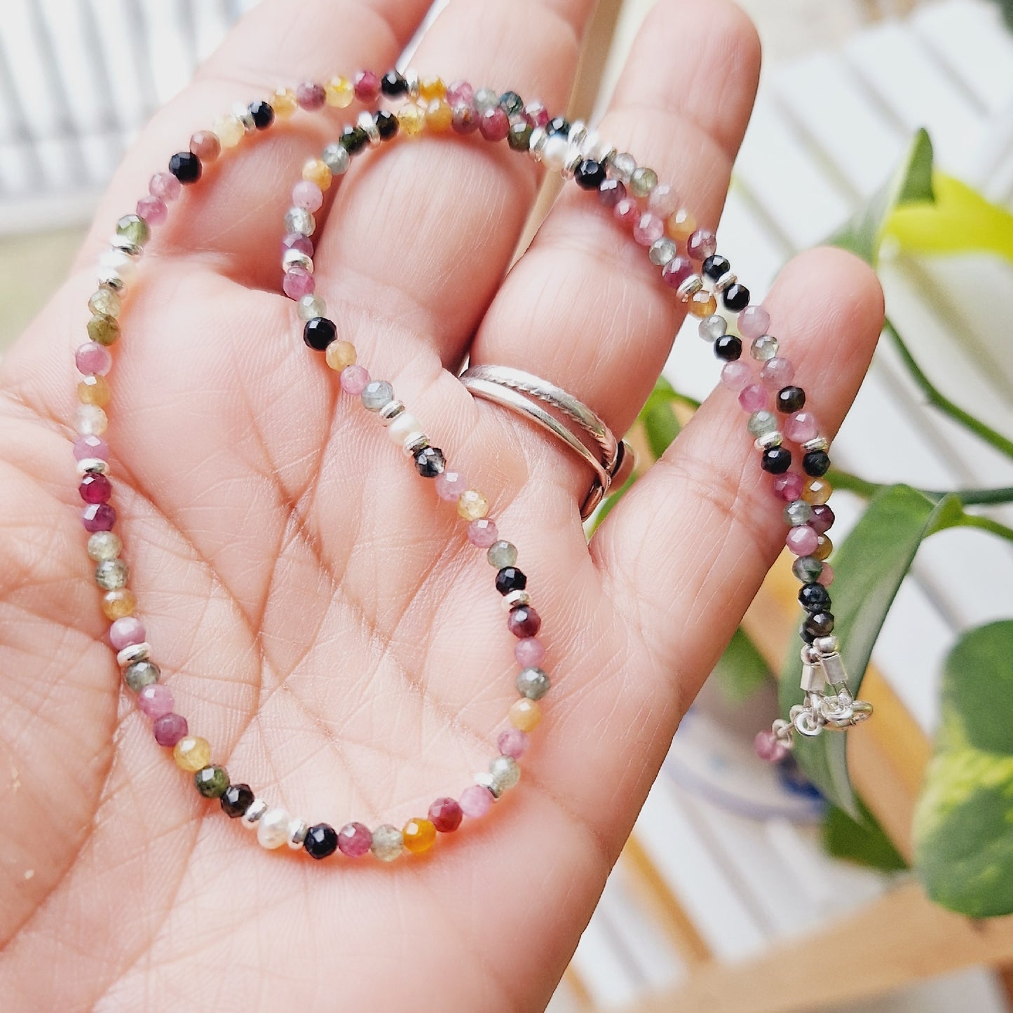 CHOKER "KIRA"DE TURMALINAS Y PERLAS DEL RIO