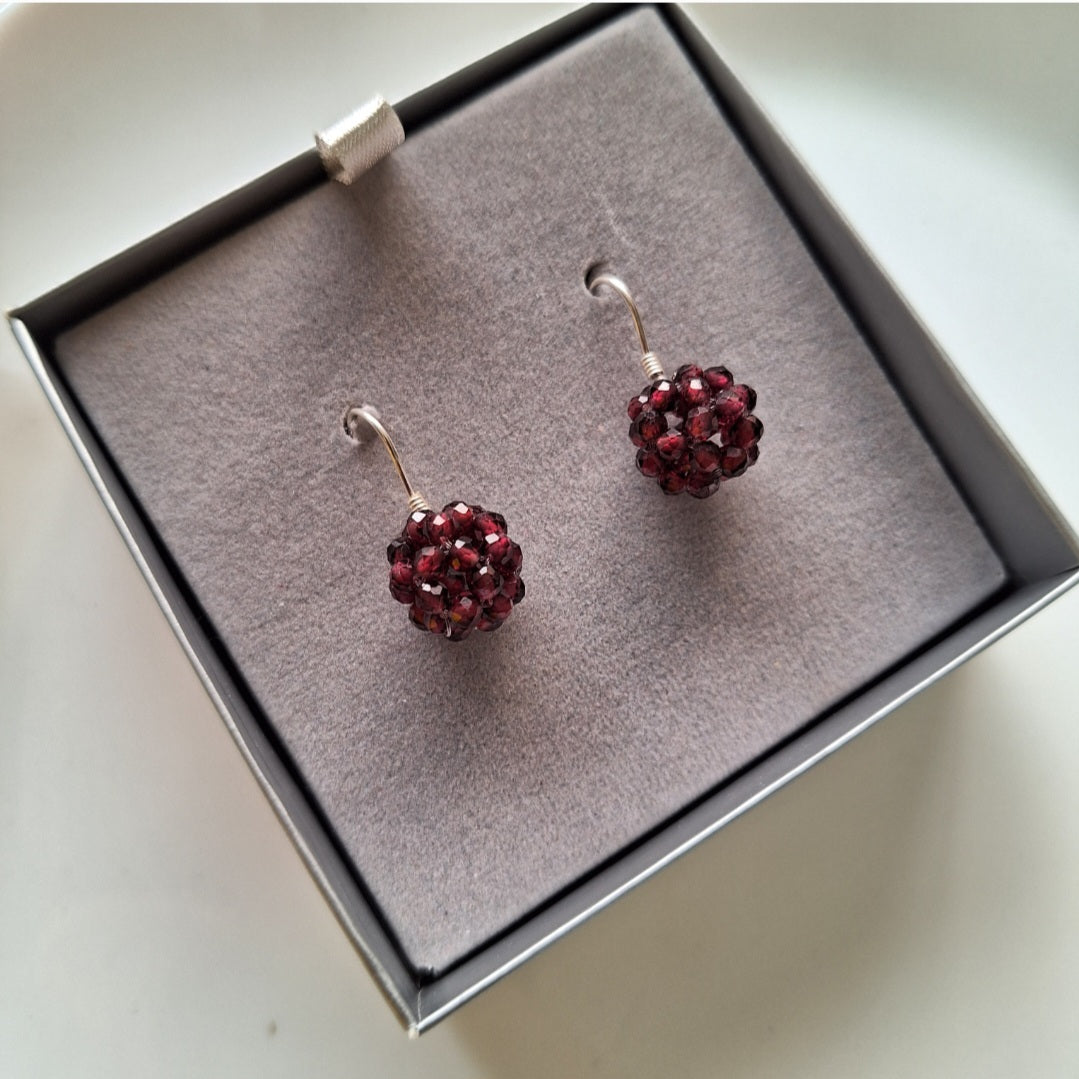 ARETES "GRANADA" GRANATE