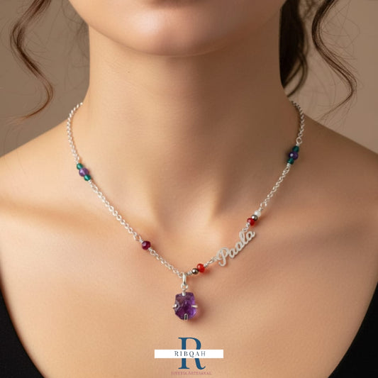 COLLAR CON NOMBRE Y MULTIPLES PIEDRAS NATURALES