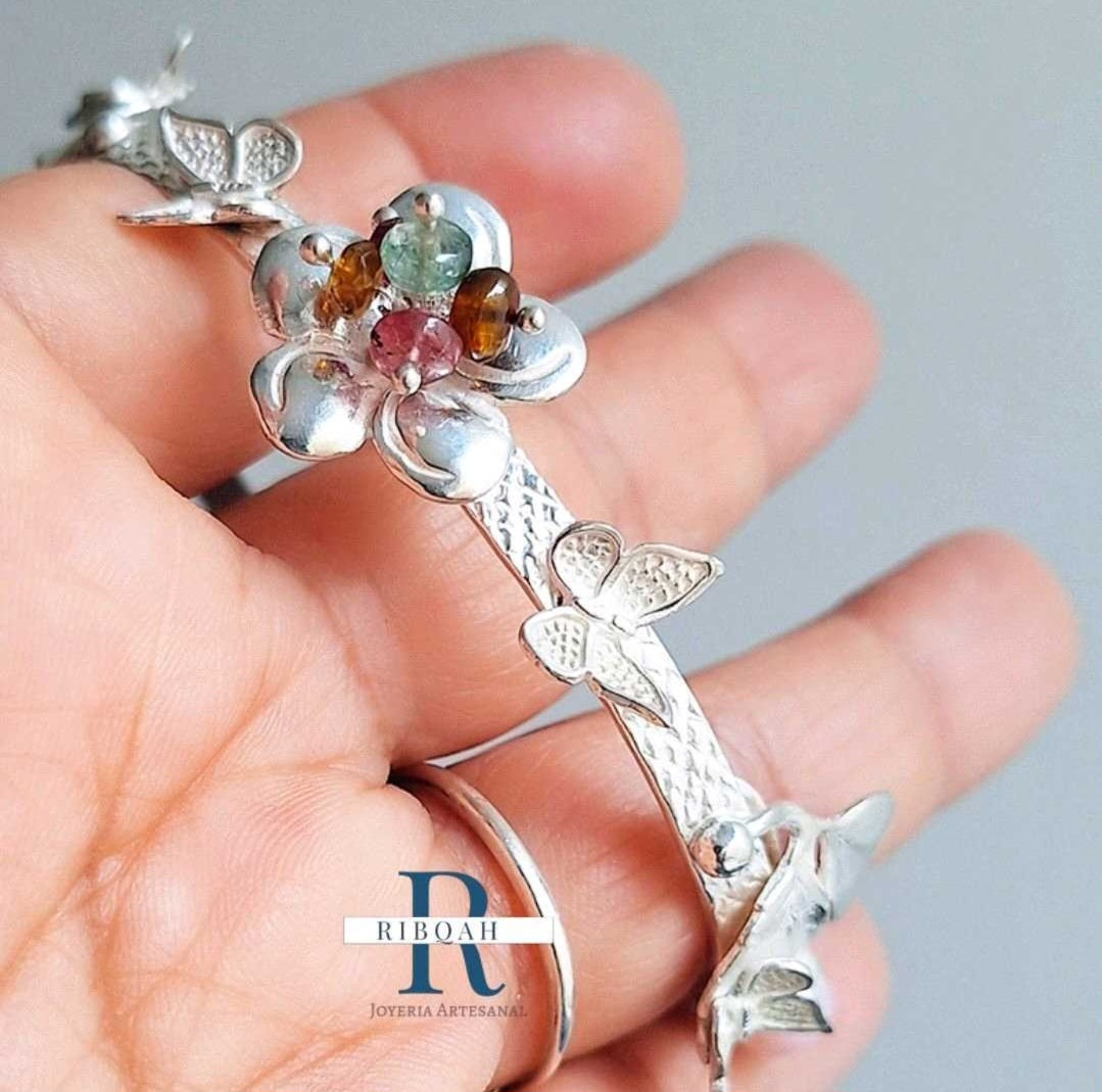 PUÑERA ALAS DE MARIPOSA