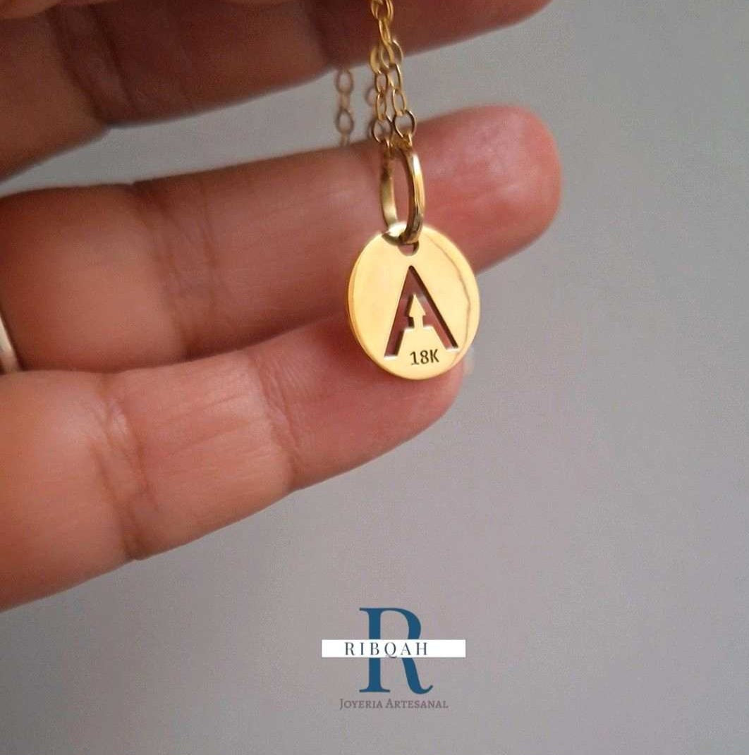 MNi DIJE TU INICIAL ORO18K