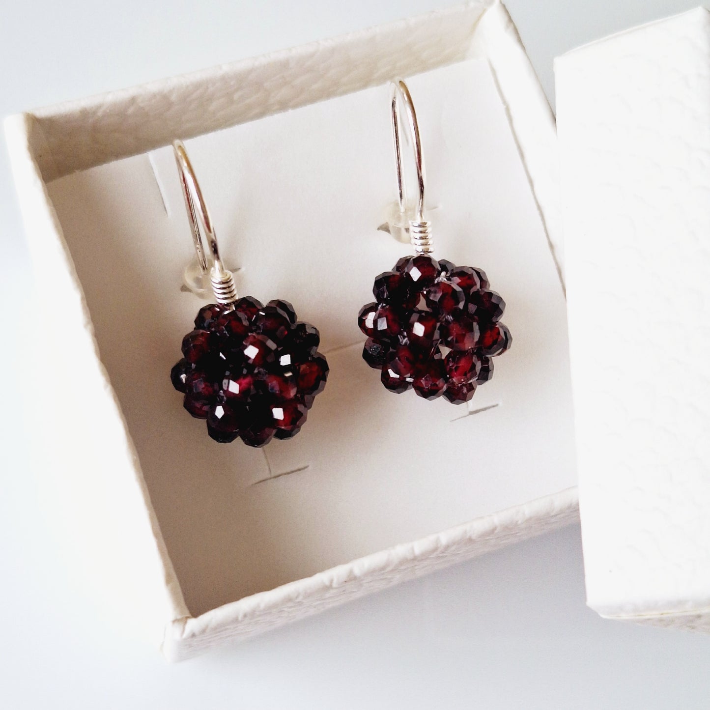 ARETES "GRANADA" GRANATE