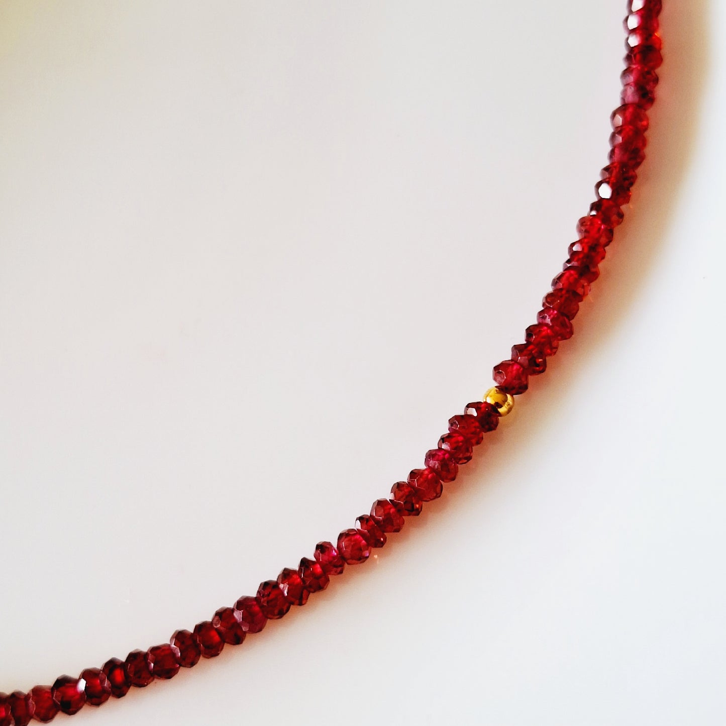 CHOKER GARNET ORO 18K