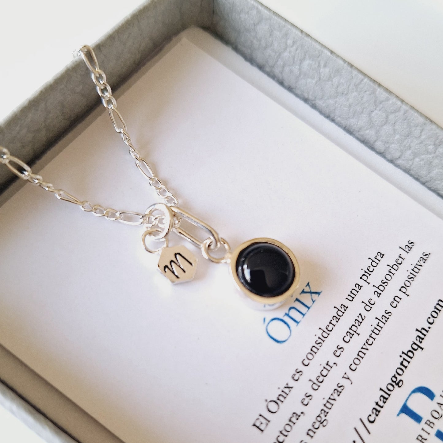 COLLAR CON PIEDRA DE NACIMIENTO" ONIX