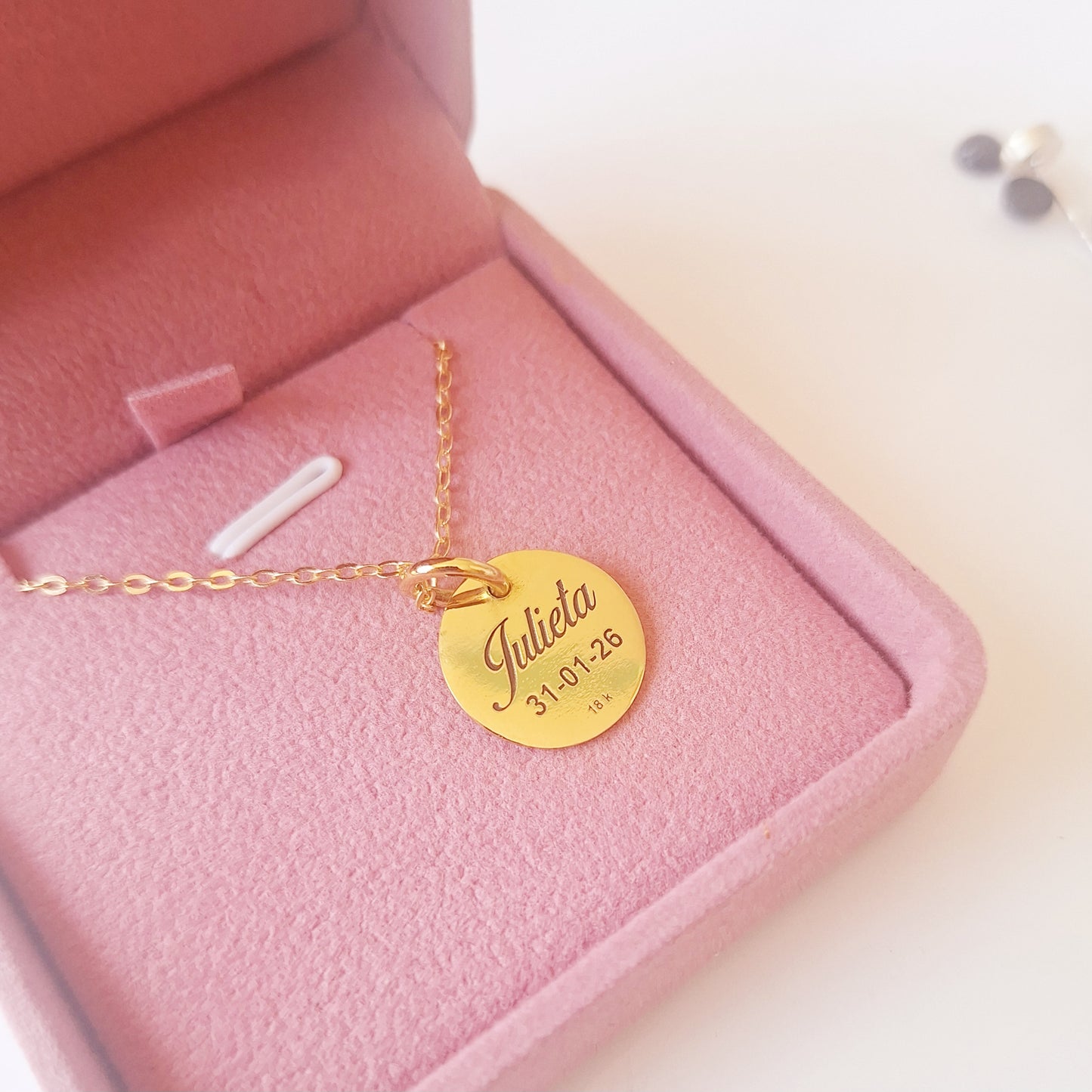 MEDALLITA DE ORO 18K