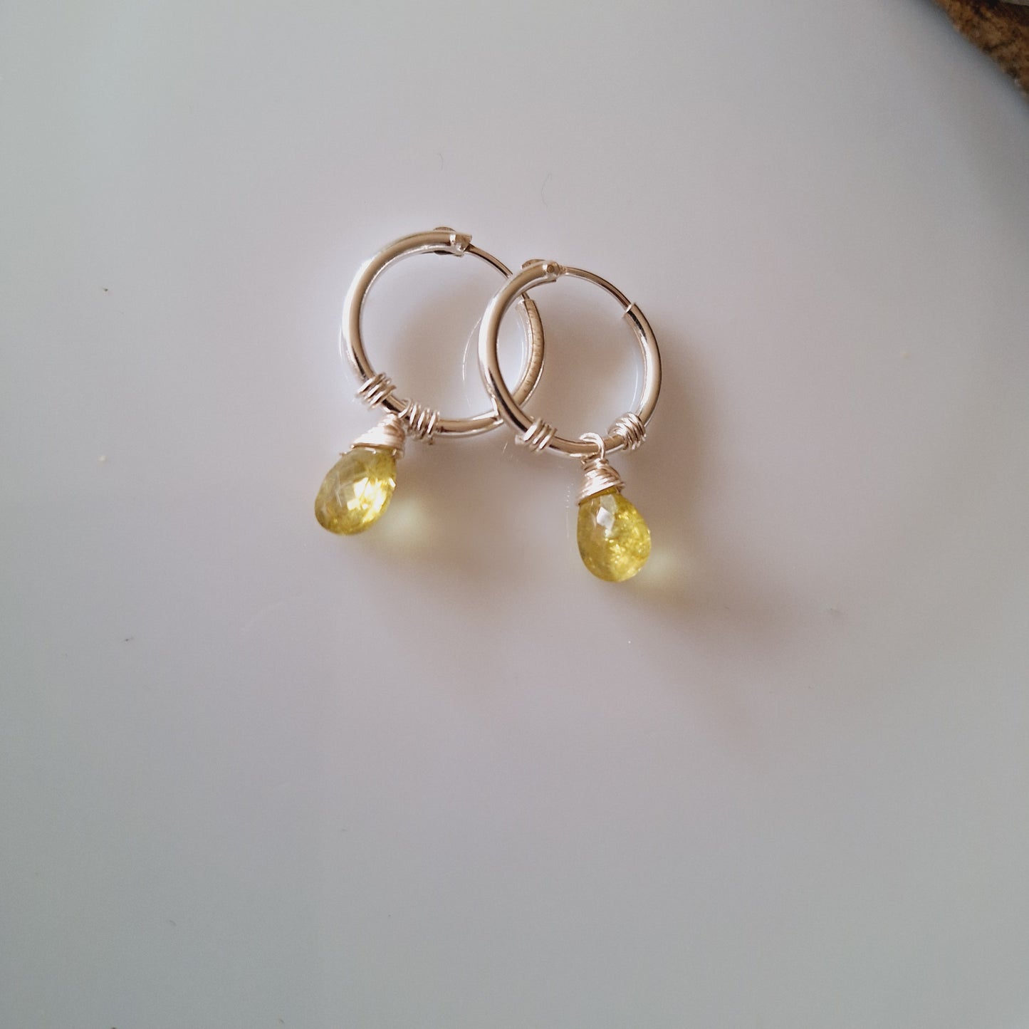 ARETES GOTA DE PERIDOTO