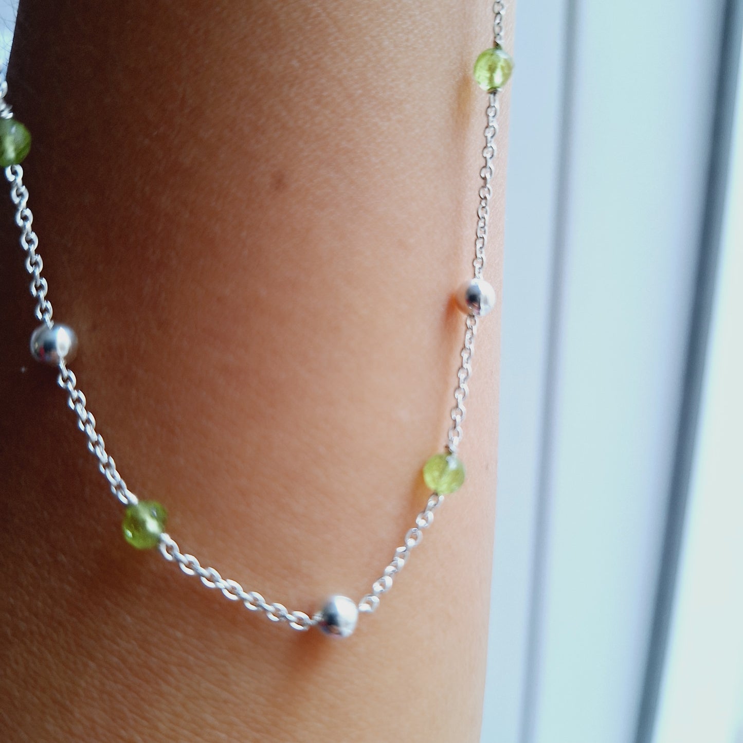 CHOKER DE PERIDOTO Y PLATA
