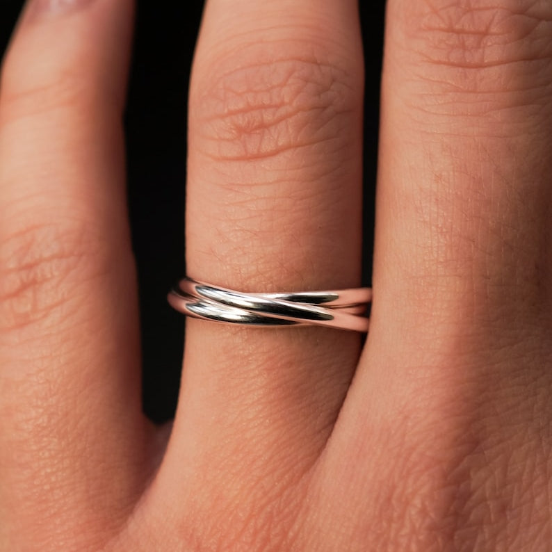 ANILLO ENTRELAZADO DE PLATA